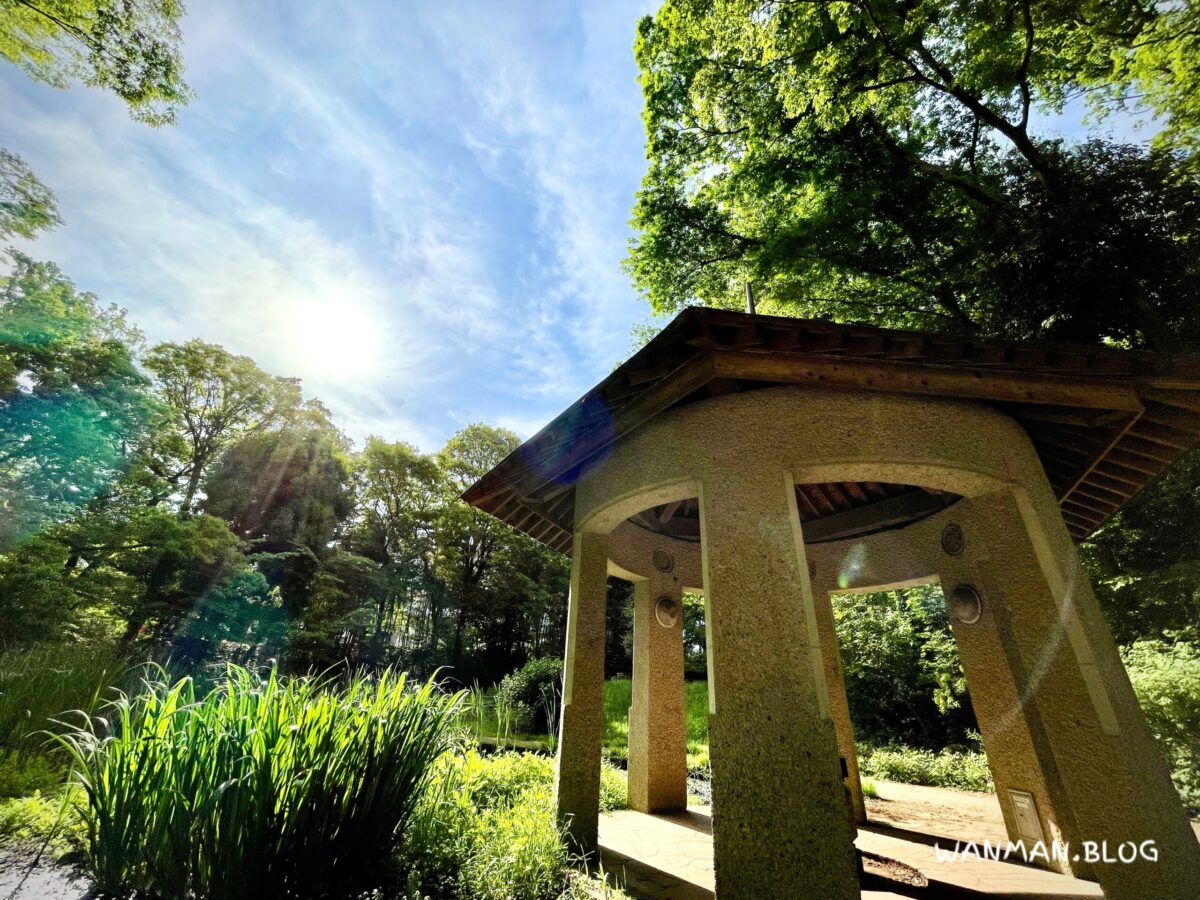 せせらぎ公園東屋